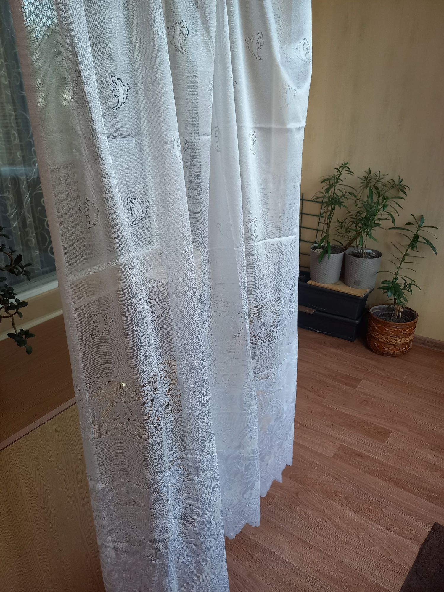 Тюль, штора в количестве 2шт