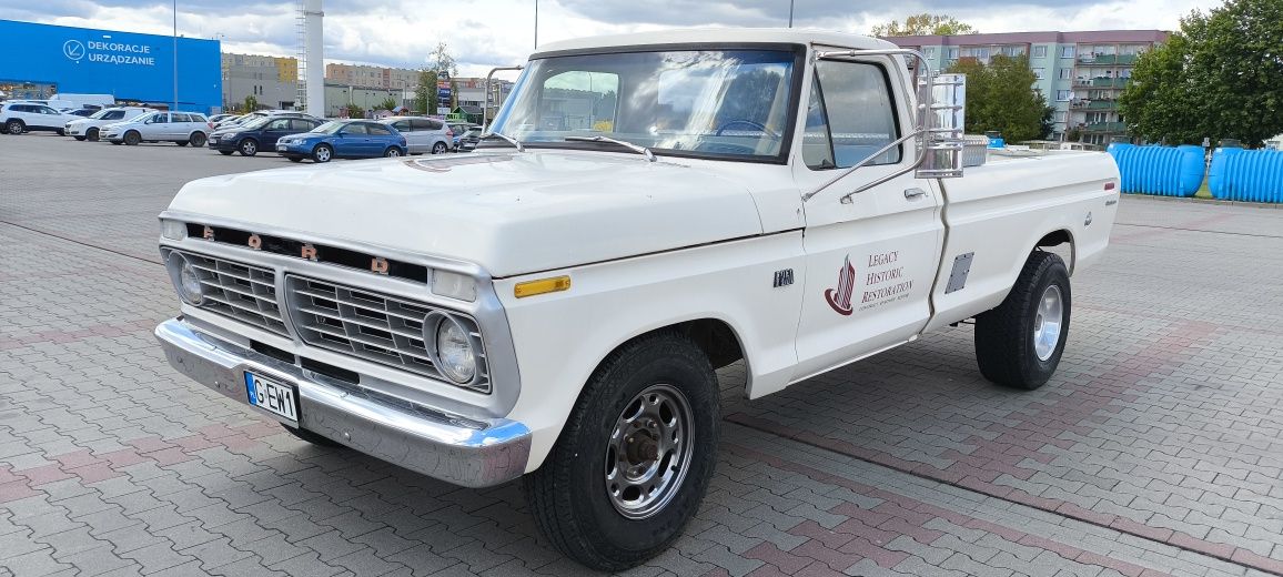 Ford F250 5.9L V8 Pickup 1972r