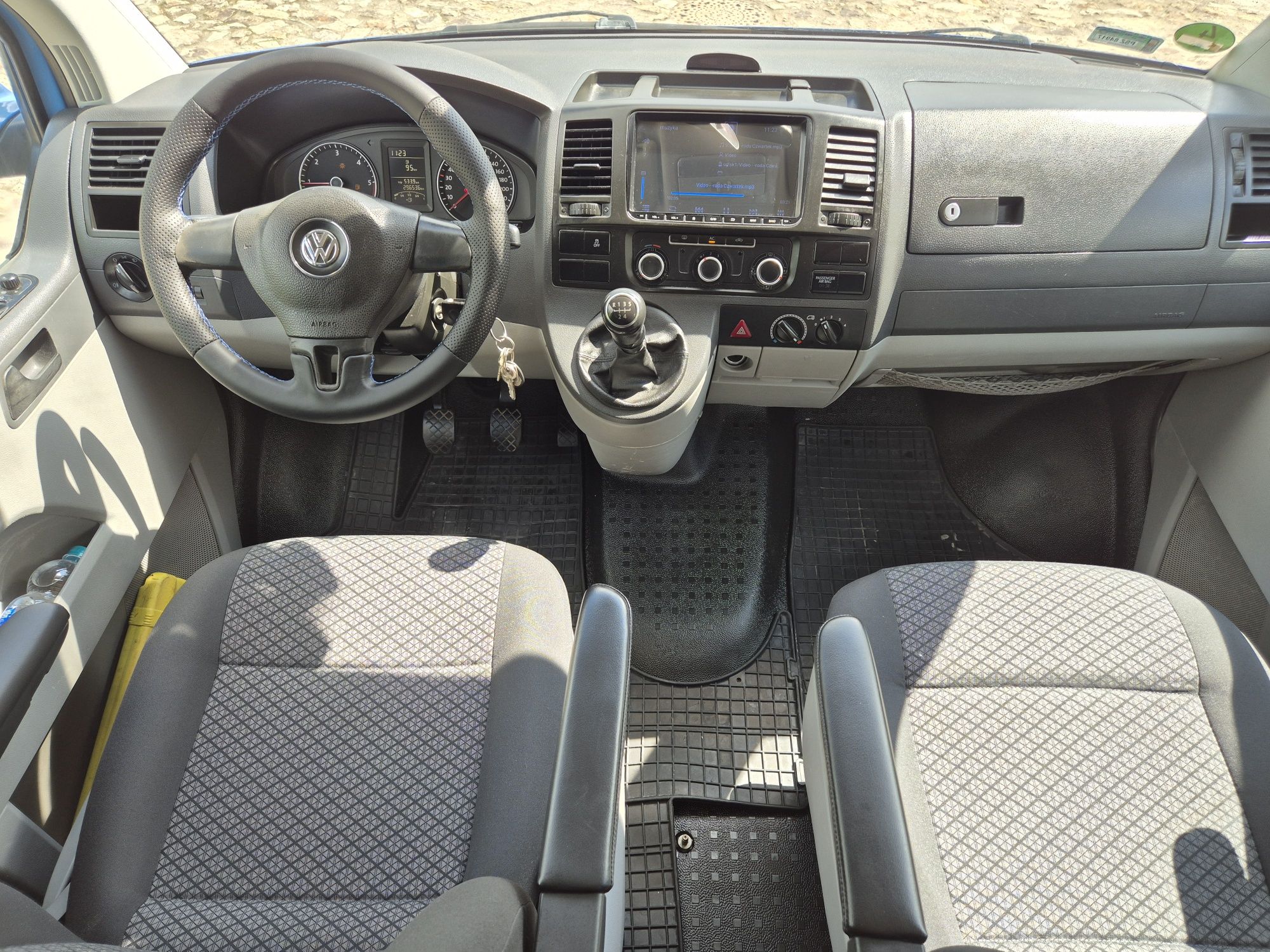 Volkswagen Transporter t5 LIFT T6 2.0 9 Osobowy