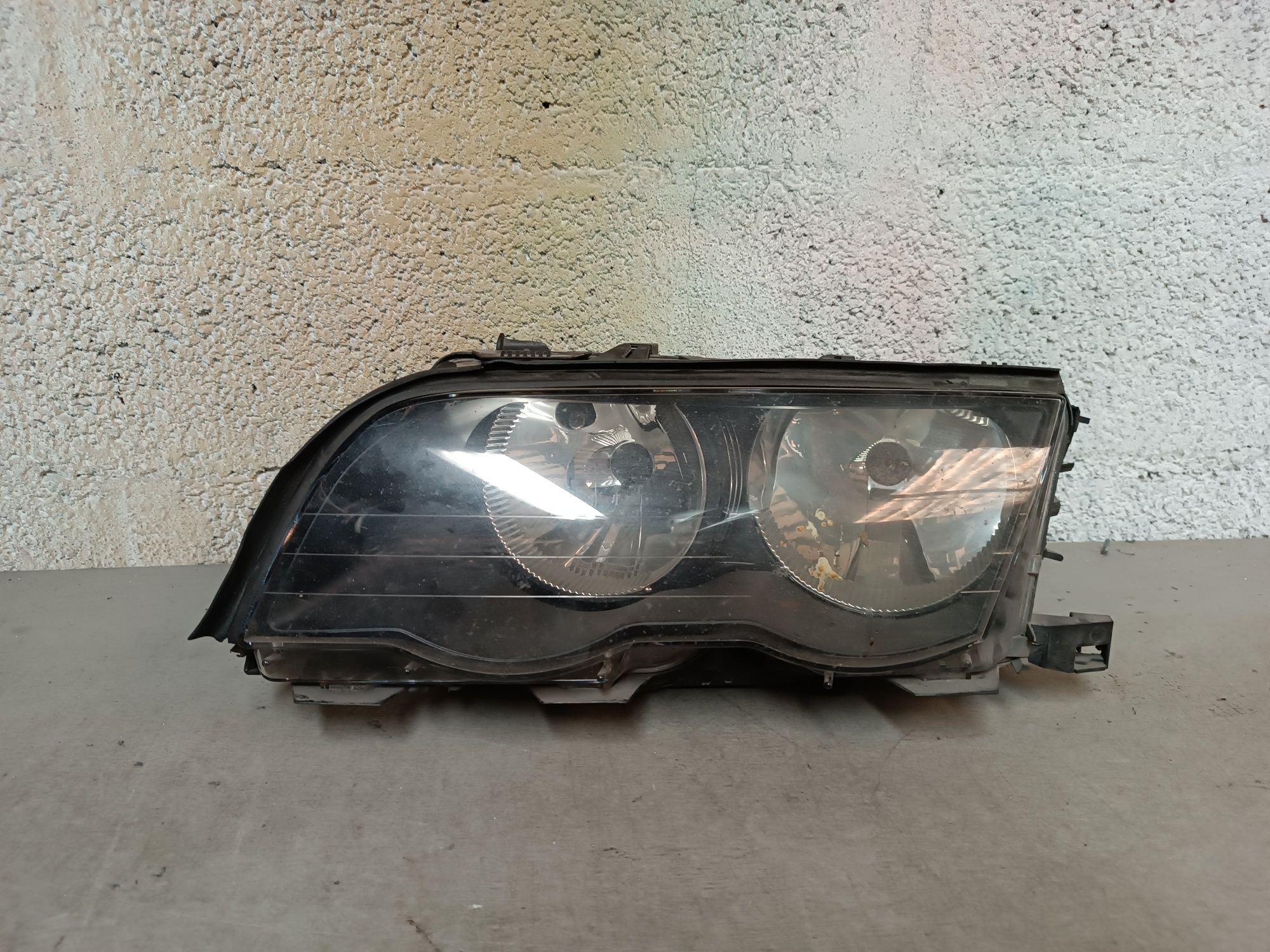 Vendo farol esquerdo do BMW 3 E46 ano 1998