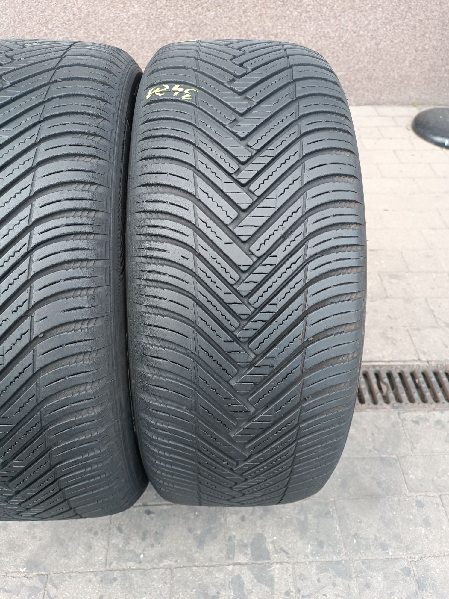 235/50R18 Hankook Kinergy 4s2 para opon wielosezonowych