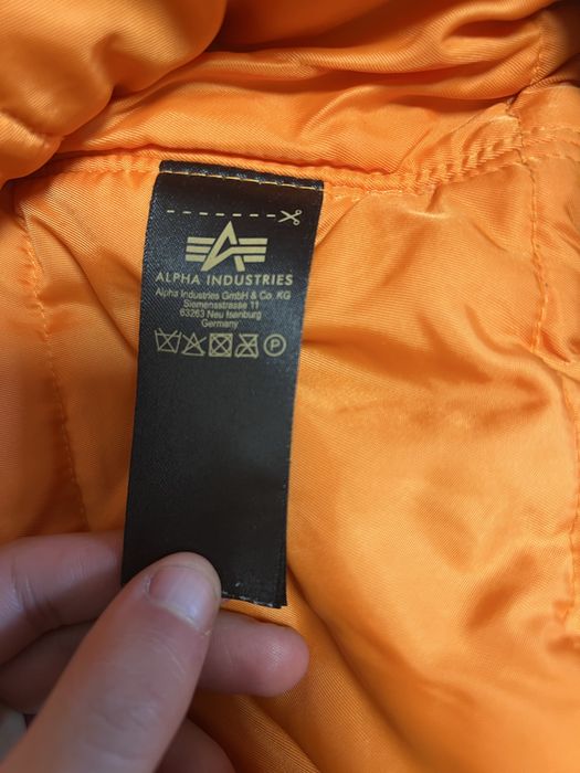 2 Бомбер від Alpha Industries Apollo и Alpha Industries