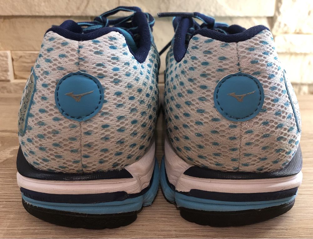 buty do biegania damskie MIZUNO WAVE RIDER 18 / J1GD150304   r.38,5
