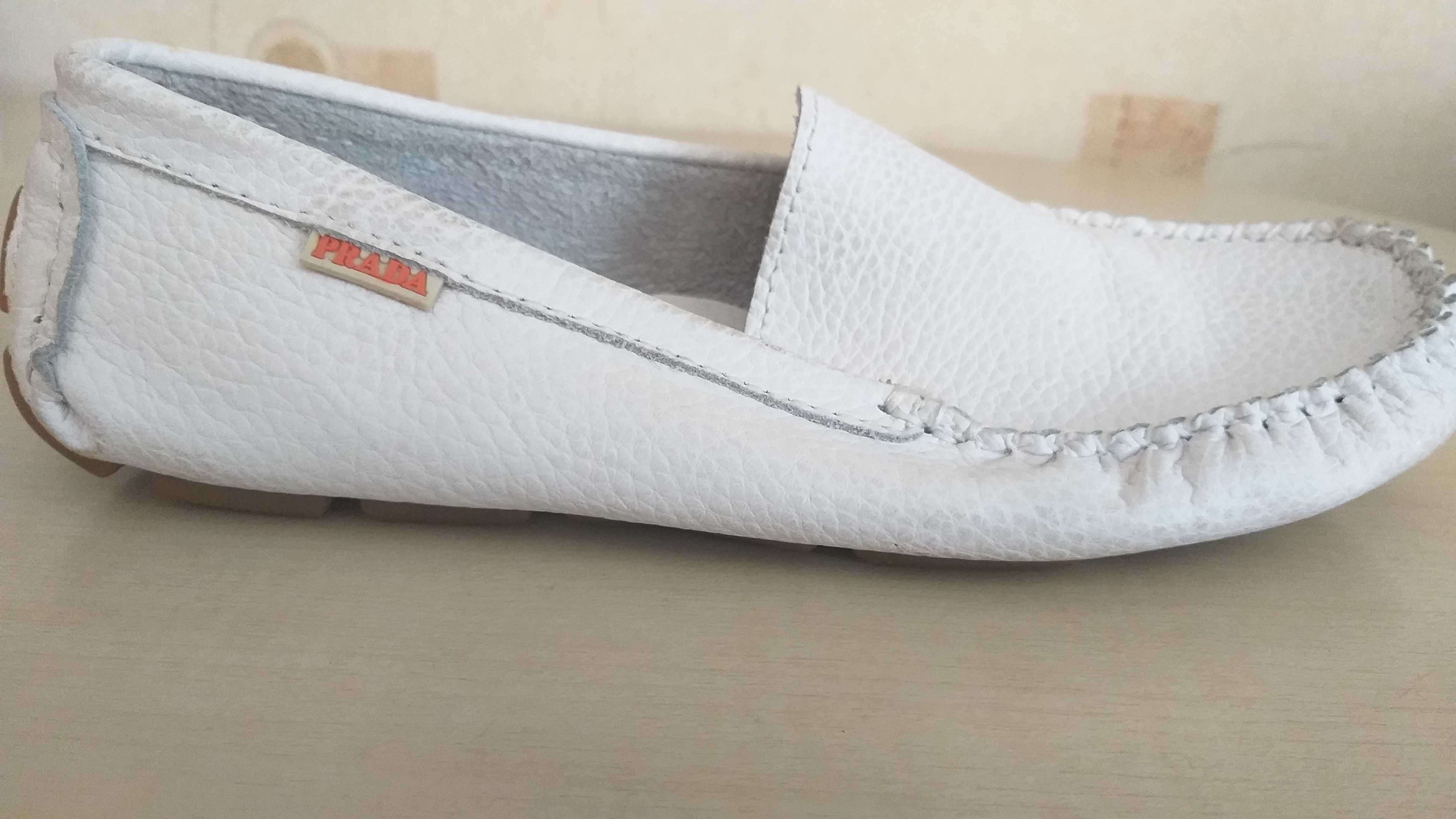 Взуття жіноче (розпродаж)
