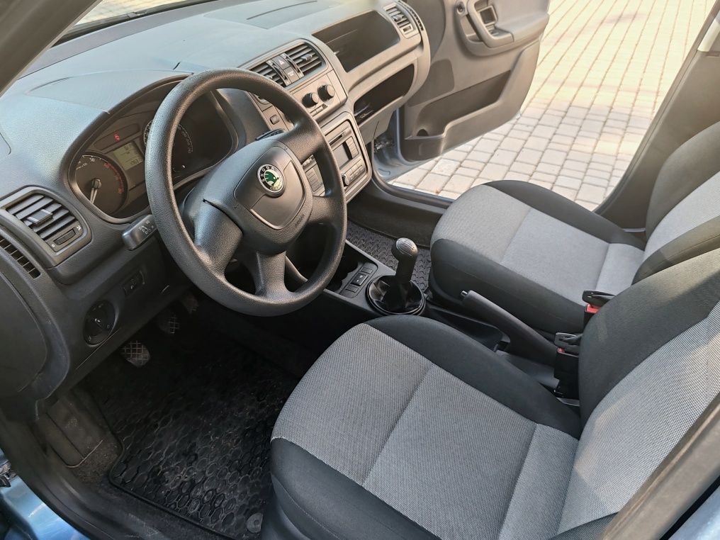 Продам Шкода фабія Skoda fabia 2010 р.в.