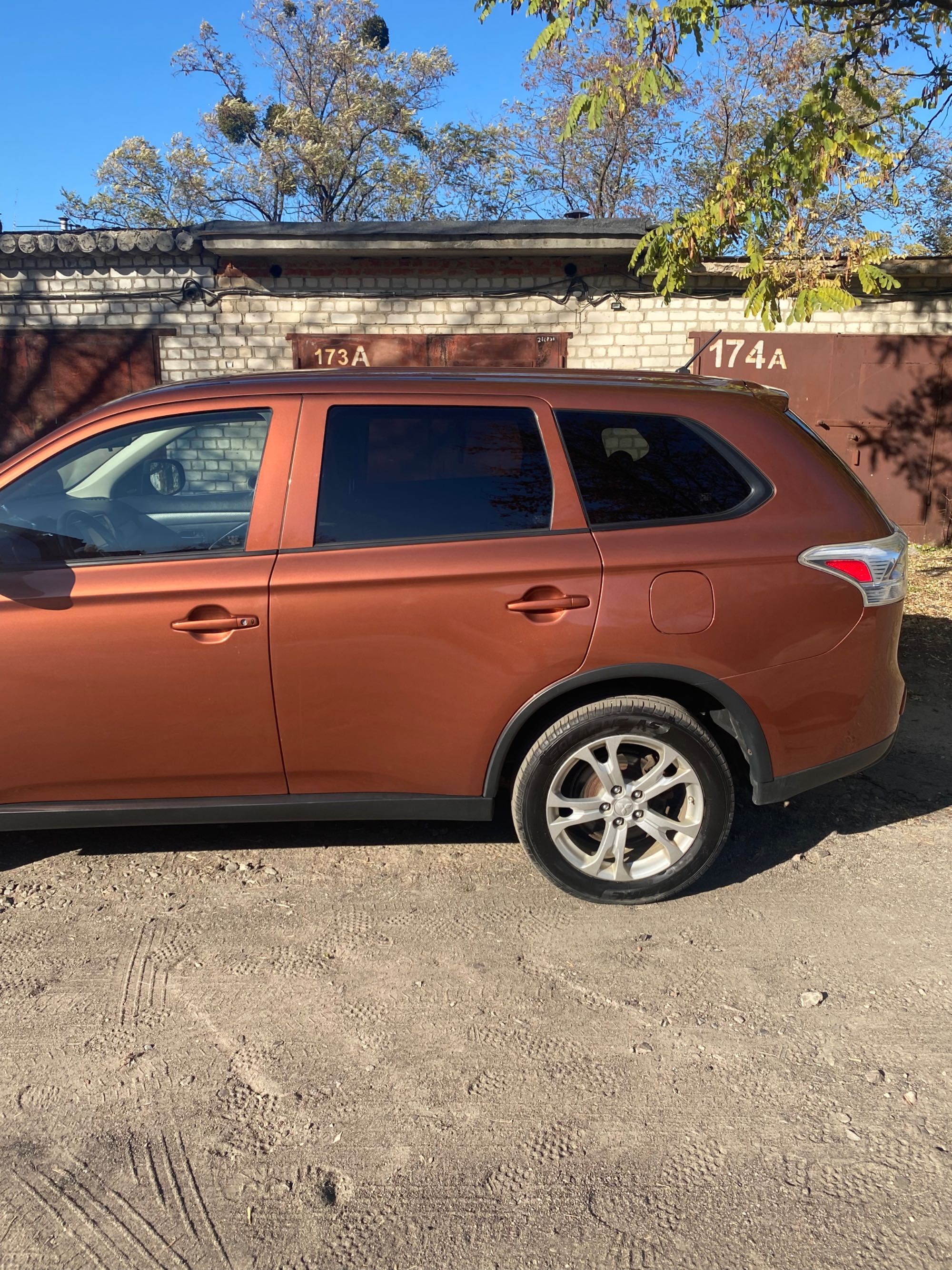 Продам Mitsubishi Outlander