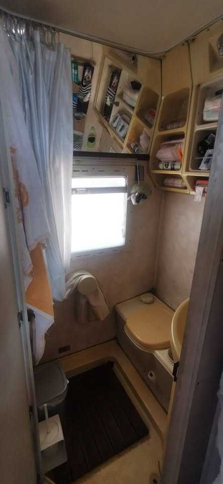 Autocaravana integral Fiat Ducato- 6 lugares de livrete