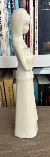 Kobieta - Dziewczyna z dzbanem Figurka porcelana 25 cm