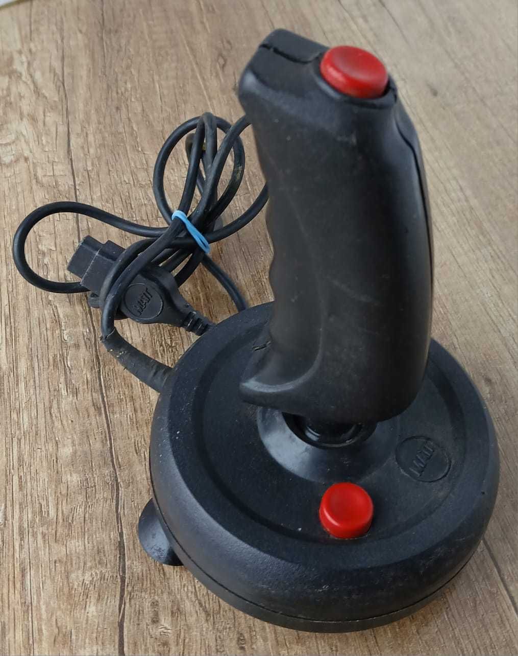 Joystick Matt Amiga Commodore Amiga Atari nr1 DO NAPRAWY