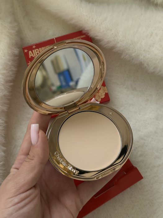 Charlotte Tilbury – Airbrush Flawless Finish