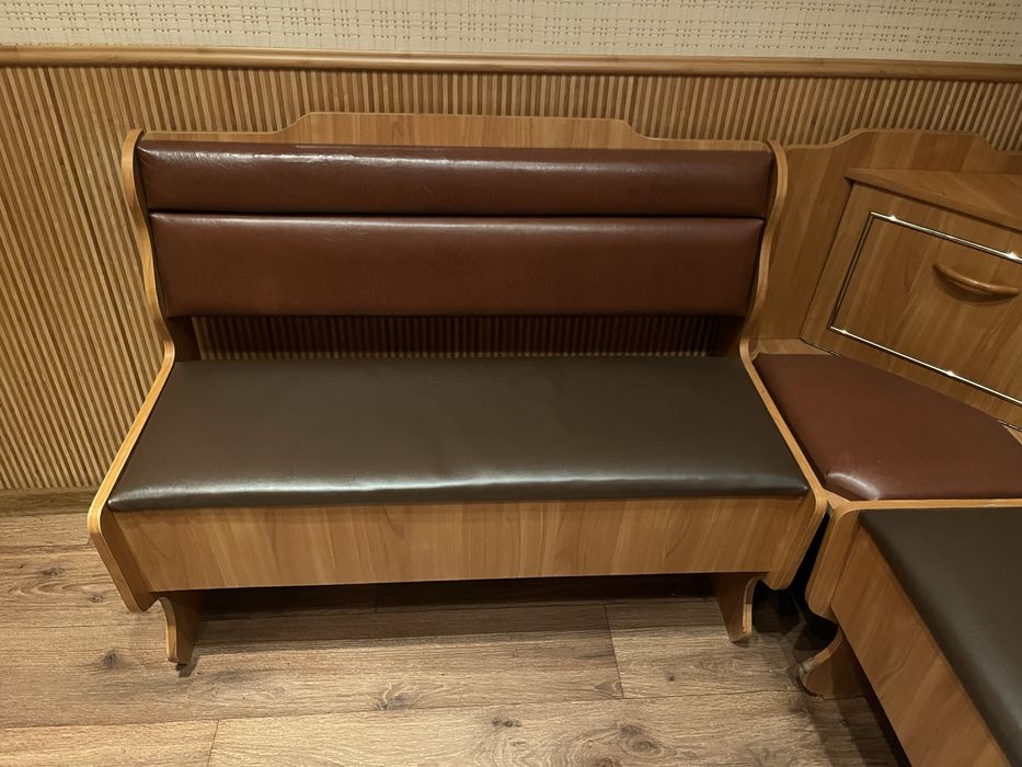 Кухонний мʼякий уголок