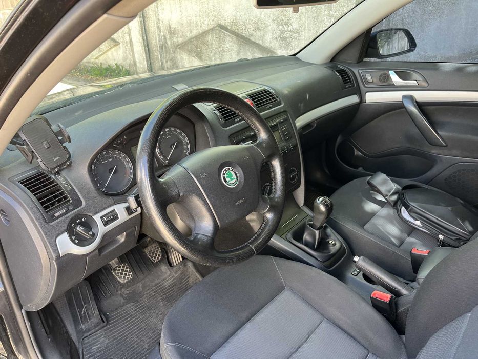 Продаж автомобіля Skoda Octavia