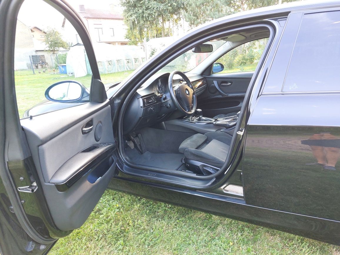 Bmw E90 320i 2007