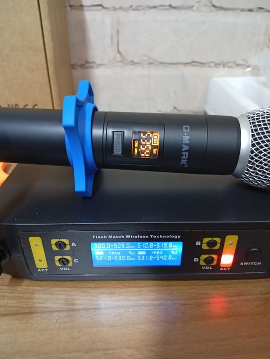 4x mikrofon bezprzewodowy + odbiornik g-mark glc640