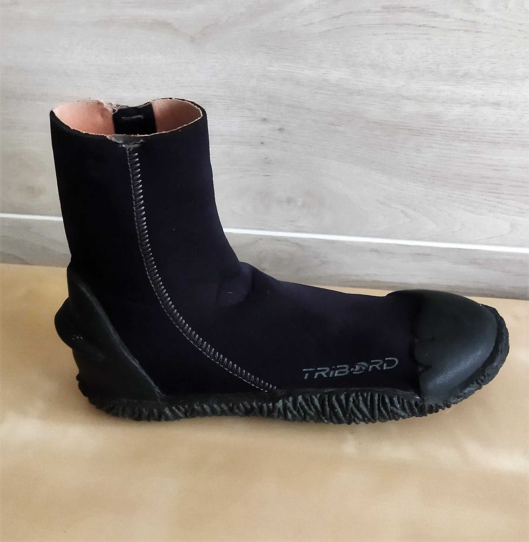 Botins Neoprene Tamanho 35 - Tribord