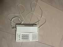 Telefon stacjonarny z klawiatura