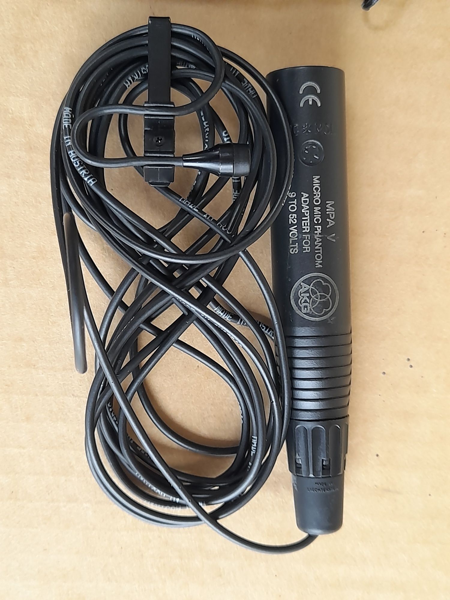 Петличний мікрофон AKG