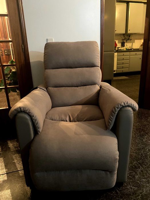 Poltrona reclinável