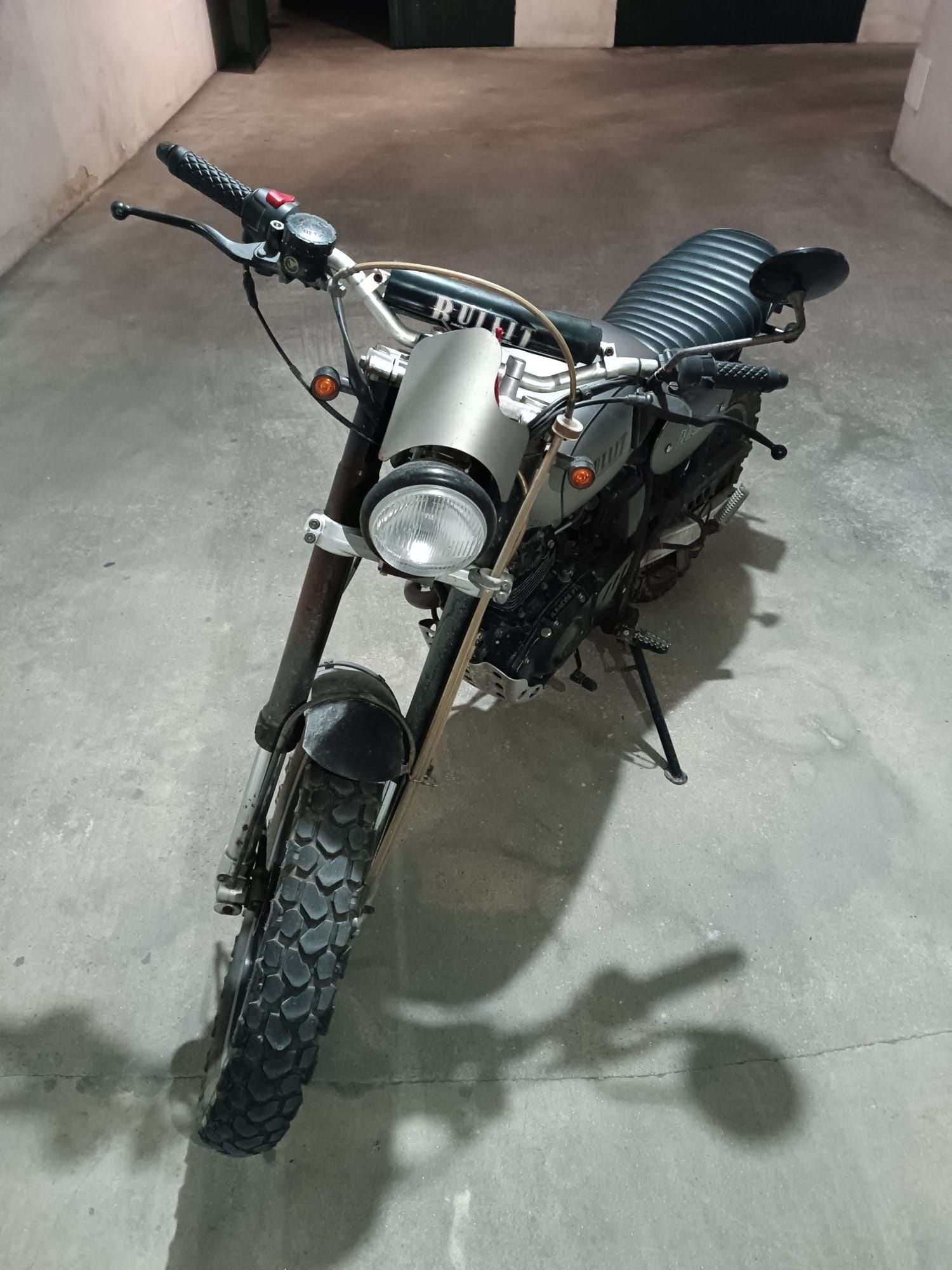 Mota 125 Bullit Hero