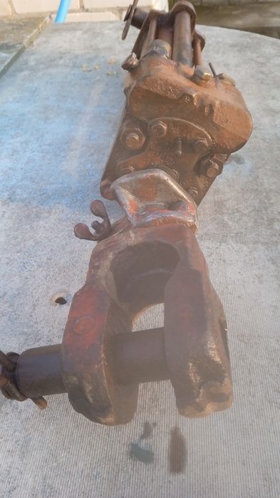 Продам гідроціліндр