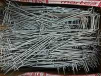Haki metalowe sklepowe 26,5 cm – 271 sztuk – na kratę / kratownicę