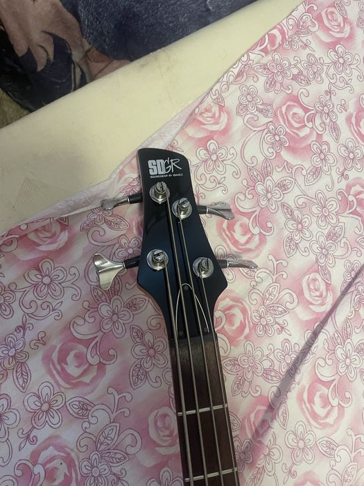 Продаю бас від Ibanez sdgr 400 made in japan
