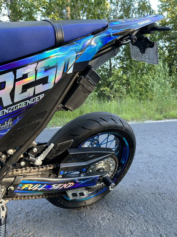 Yamaha WR250x (офіційний, на документах)