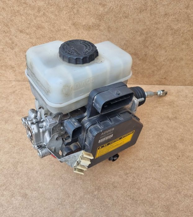 Toyota Land Cruiser Pompa Hamulcowa ABS