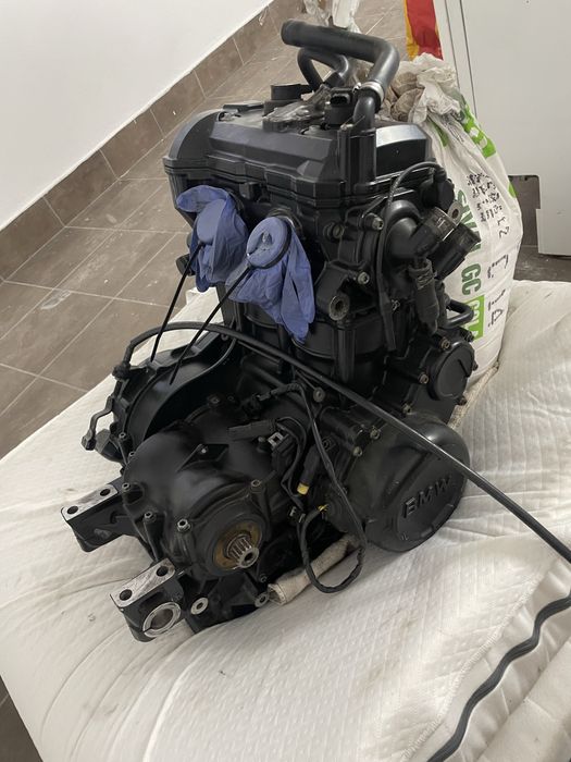Bmw F800R (cerca de 10.000kms)
