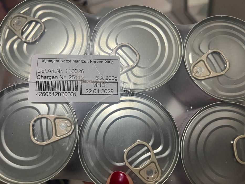 Karma mjam mjam 6x 200 g  sercami