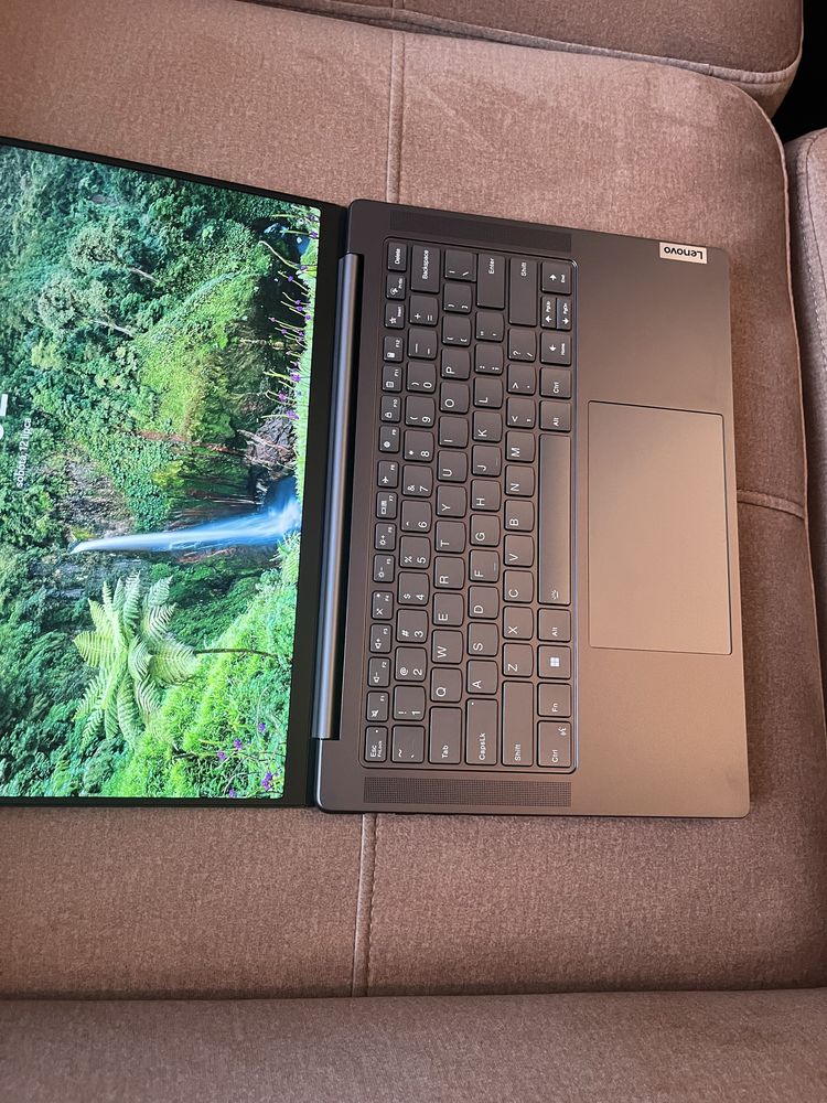 Lenovo YOGA 7 PRO