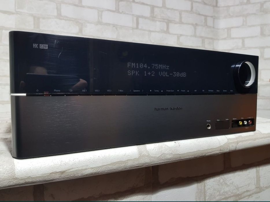 AV Cтерео ресивер HARMAN KARDON AVR 3390+1,  2 х 80 Вт 
AV ресивер HAR