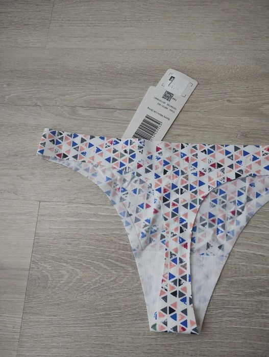 Majtki Triumph Sporty Lite String rozmiar XS