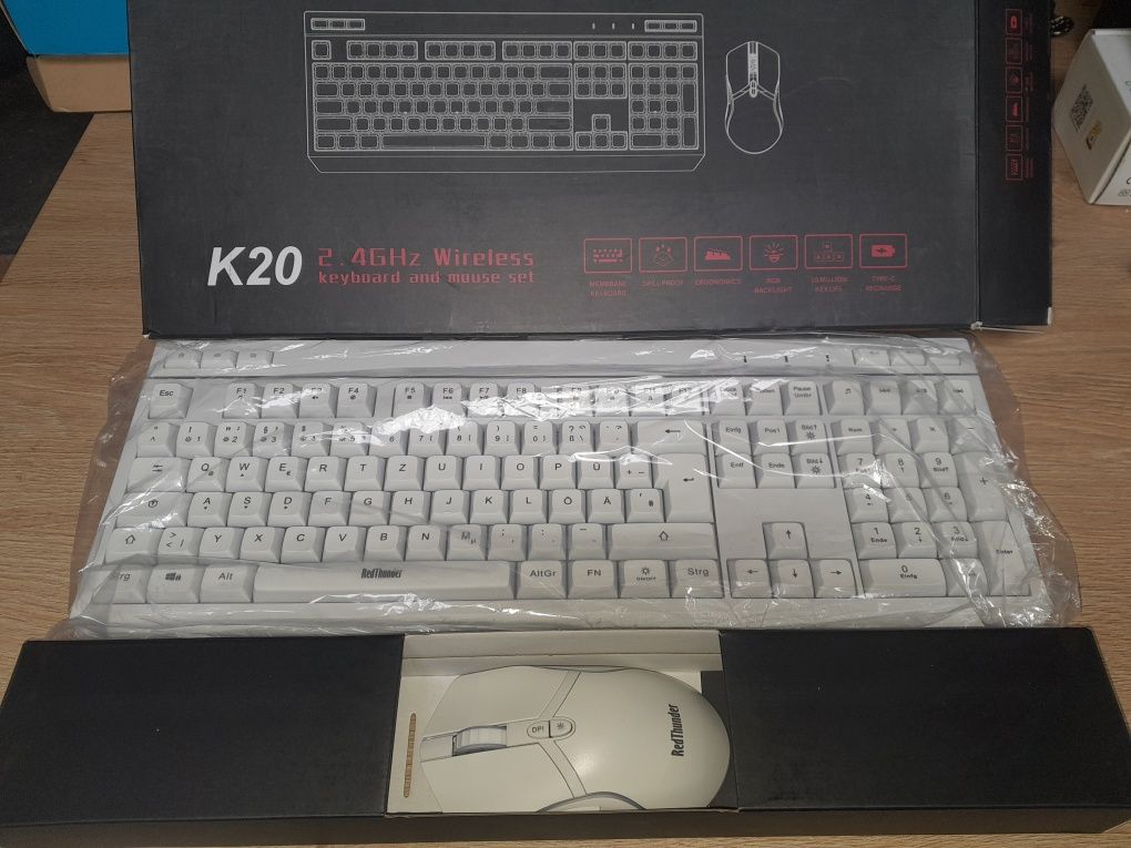 Zestaw klawiatura plus mysz redthunder k20 biała układ de qwertz