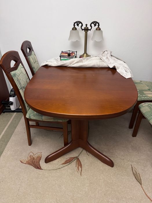 Meble sofa fotele regały witryny