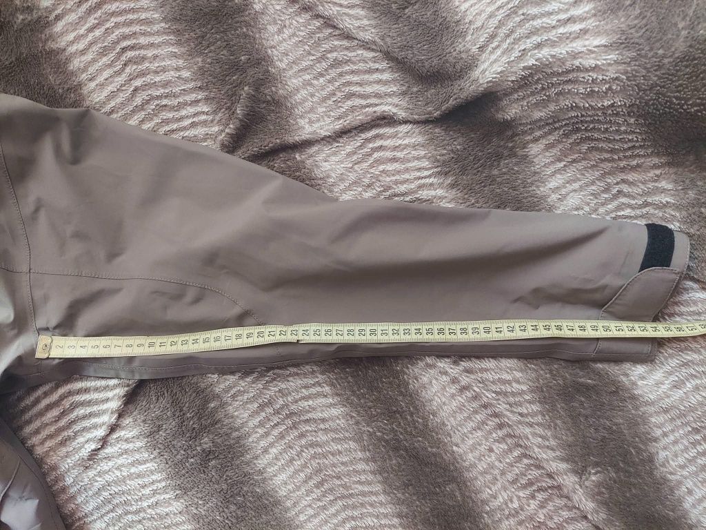 Куртка мисливська трекінгова фірми salewa gore tex оригінал 

Розір по