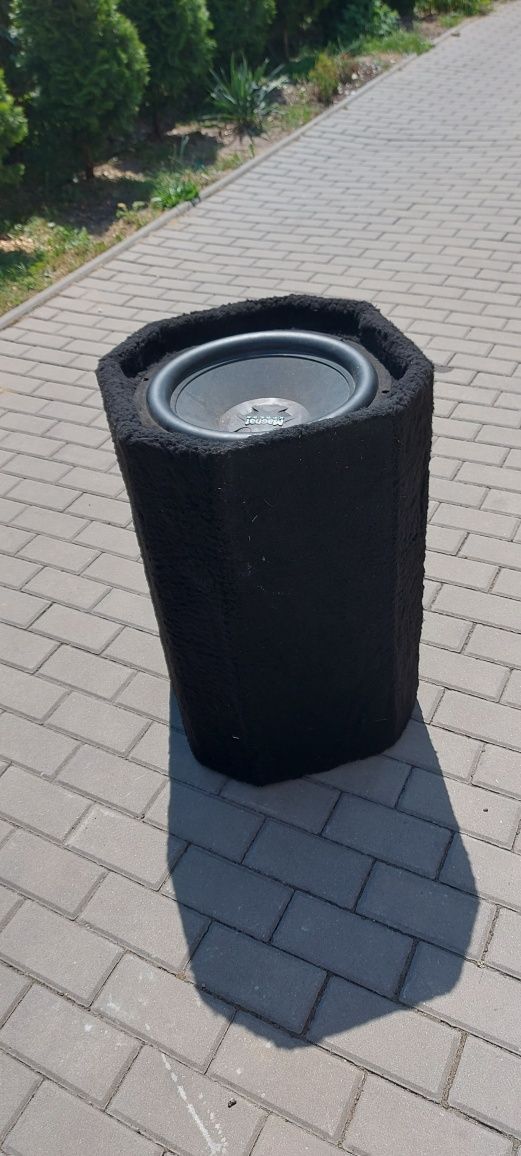 Sprzedam subwoofer