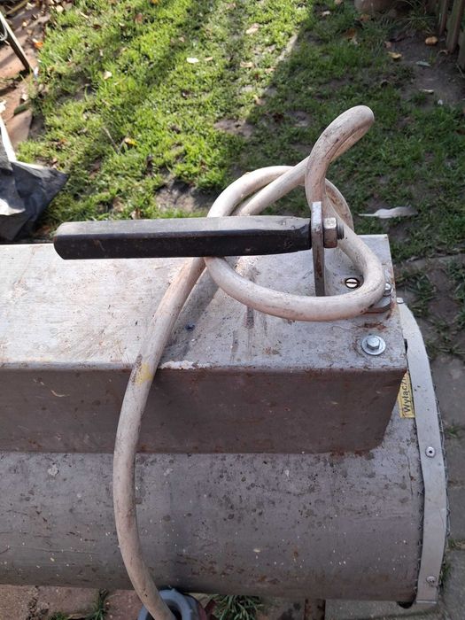 Nagrzewnica - dmuchawa budowlana , mocna .