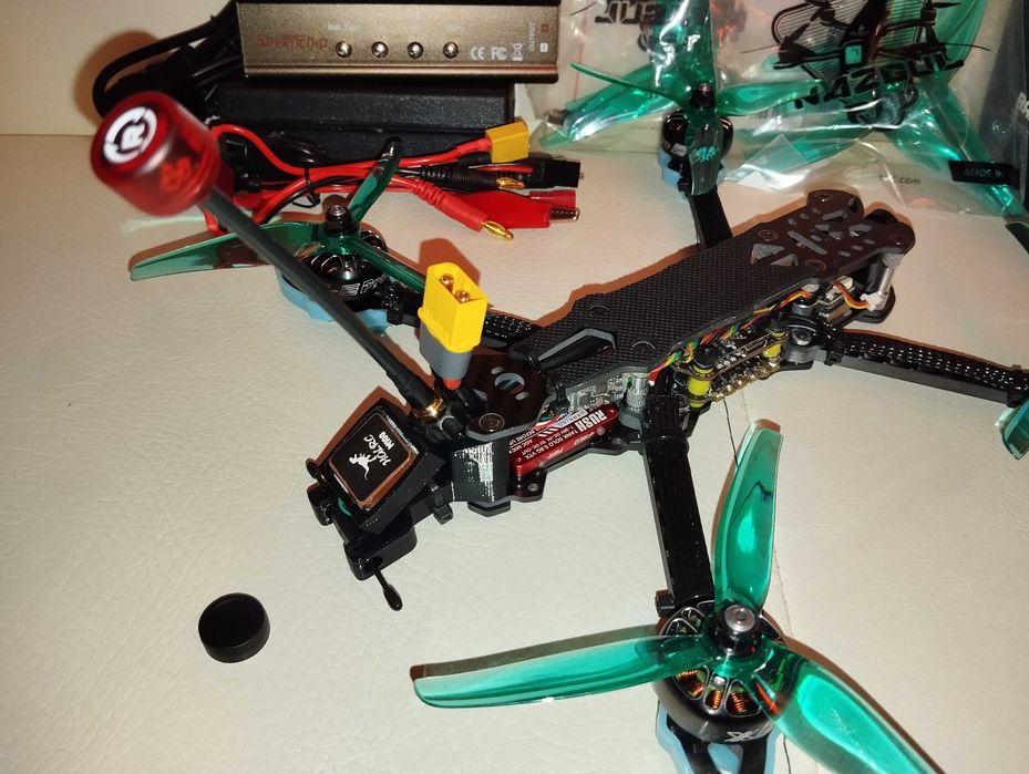 Комплект дрон FPV 5" + апа Radiomaster+ шолом + зарядне і акум