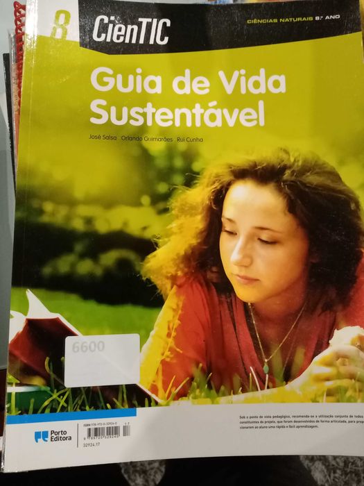 Livros Escolares e Cadernos atividades 7/8/9  ano