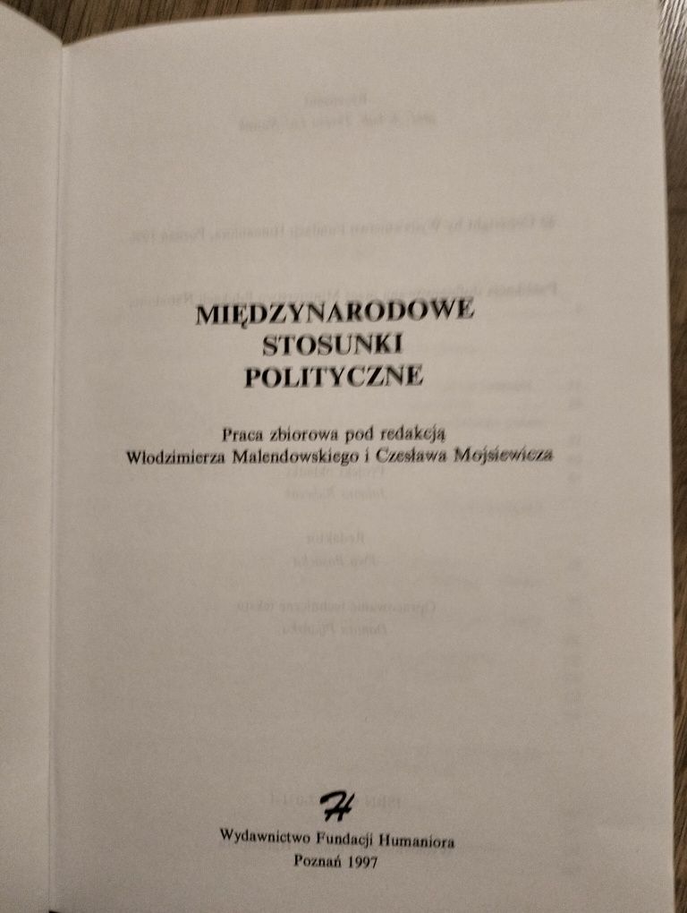 Międzynarodowe stosunki polityczne