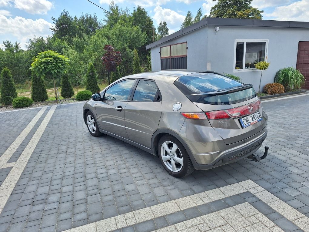 Honda Civic VIII UFO 1.4b 160tyś km 2008r