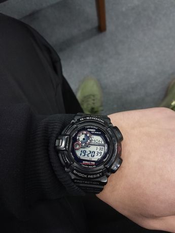 Чоловічий годинник Casio g-shock G-9300