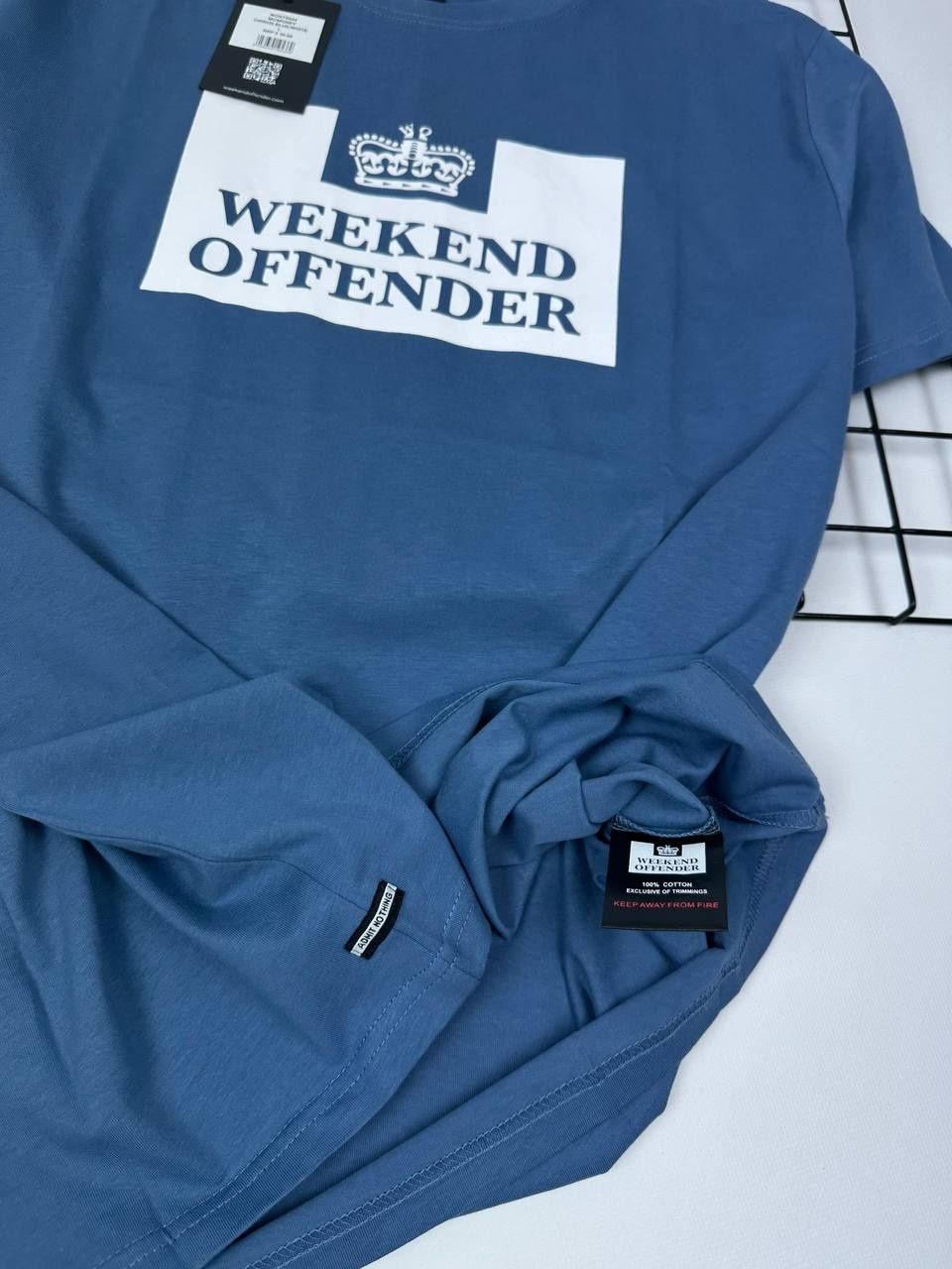 Футболка Weekend Offender