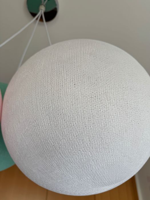 Candeeiro teto quarto criança