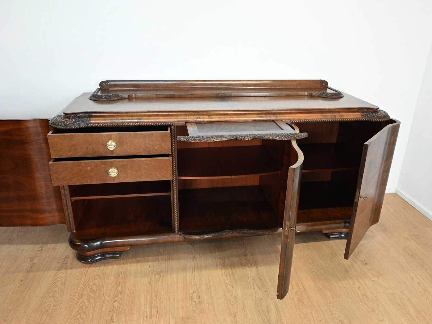 komoda art deco z dekorami 071802