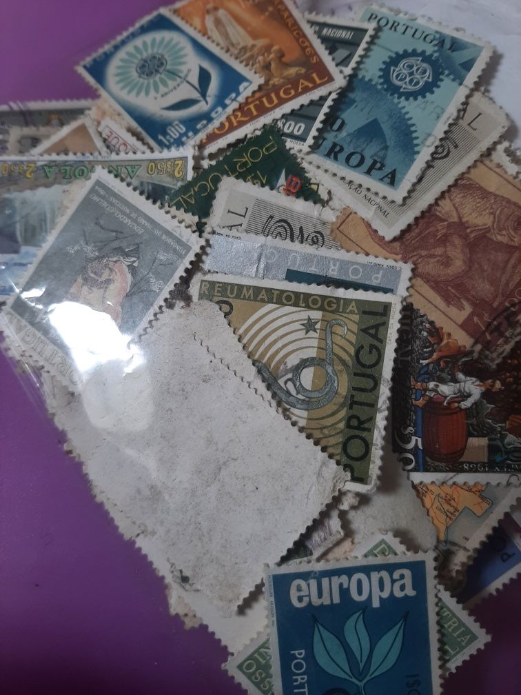 Vários selos para colecionar