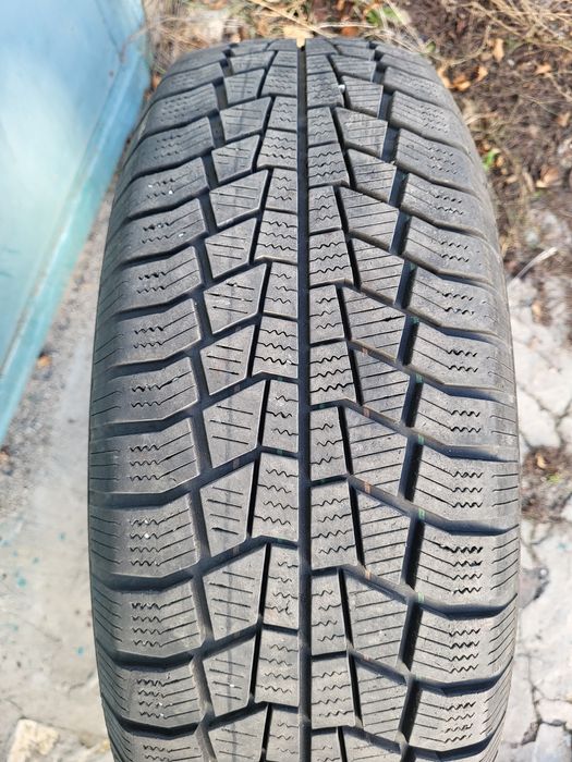 Шини зимові 215/70 R16 Gislaved