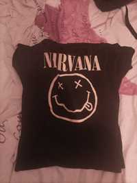 Vendo t-shirt dos nirvana em bom estado