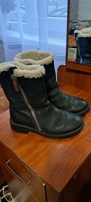 Круті зимові сапожечки для дівчинки